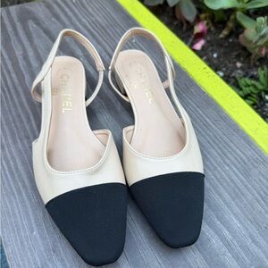 CHANEL Two-Tone Beige and Black Flats Sz 38
